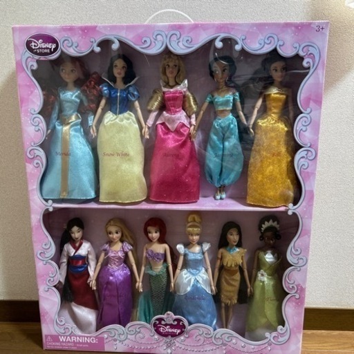 ディズニーストアで購入した ディズニープリンセス11体ドール