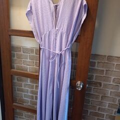 本日お渡し可能です。最終値下げ。美品　未使用　バックシャン2wa...