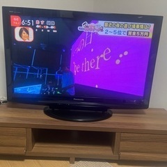  【値下げしました】テレビとテレビボードのセット