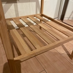 IKEA サイドテーブルの画像