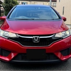 ホンダフィットハイブリッド 28年です 距離7万です 車検7年2...