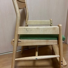 ニトリ　キッズチェア　アルナカの画像