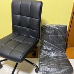 PCチェアー　デスクチェアー　ブラック　ほぼ新品　予備