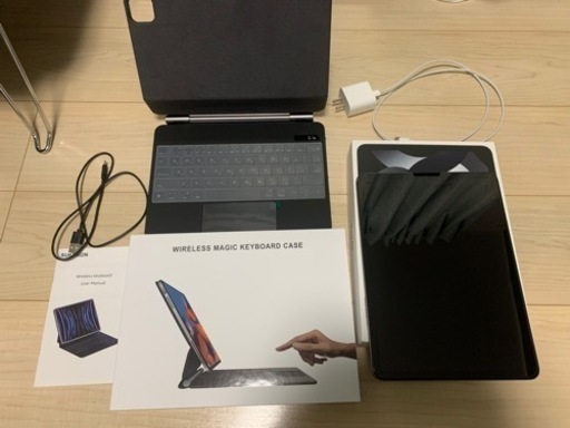 iPad Air 第5世代 256GB Wi-Fi マジックキーボードセット