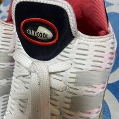 Adidas メンズ  27.5cmの画像