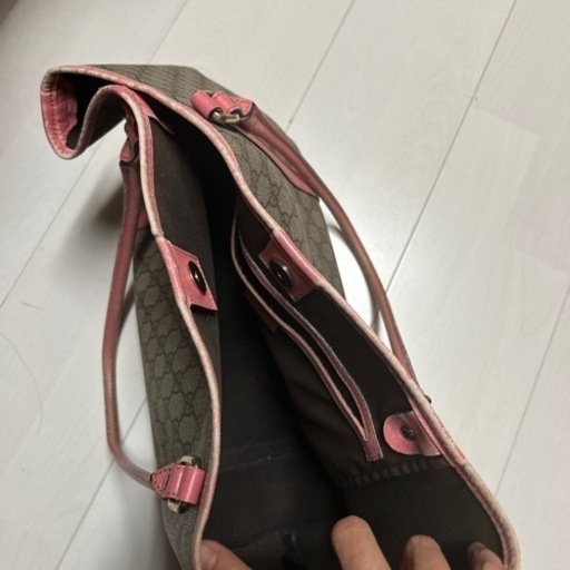 GUCCIカバンお値引き中