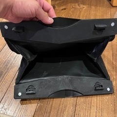 【新品未使用】車用ゴミ箱　シートバック取付用の画像