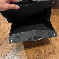 【新品未使用】車用ゴミ箱　シートバック取付用の画像