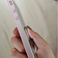 iPhoneSE  ローズゴールド　SIMフリー　64GBの画像