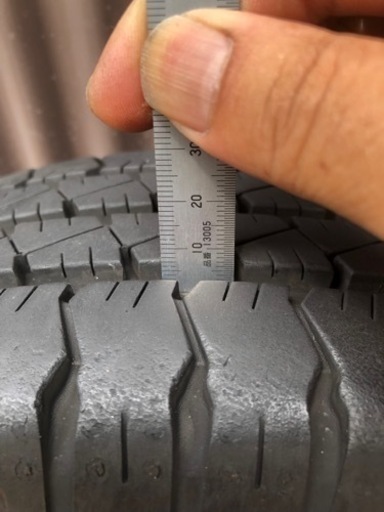 アルミホイール12x4.00 B  IS42 中古タイヤ