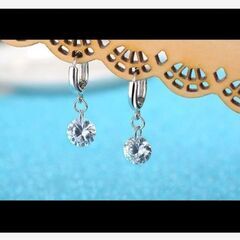 ≒▼1-1－ブリリアントカットダイヤモンドＣＺアーチラウンドピアスの画像