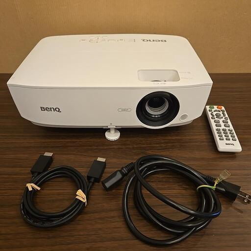 美品 動作品 BenQ ベンキュー MH534 プロジェクター DLP方式 フルHD\n\n