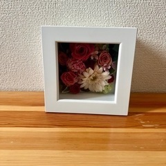 壁掛け 造花ボックス
