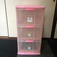 ハローキティ  3段プラスチックチェスト