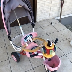 ベビーカー、三輪車