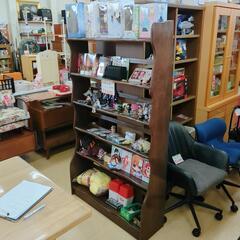 ビンテージ本棚☆大型サイズ、木製、本棚、家具 【浜村鹿野温泉ICから3分 買取本舗 宮本リサイクル 営業時間9～19時 定休日水曜のみ←連絡できませんm(_ _)m】の画像