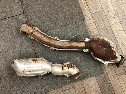 ｽﾊﾞﾙ純正（SUBARU）　純正触媒　2分割