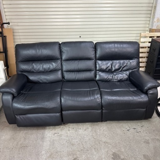 【売却済】ニトリ 3人掛け テーブル付き リクライニングソファー 本革 黒 ソファー
