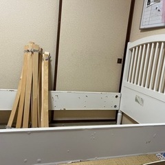 ベッド