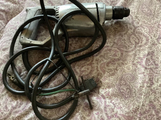 マキタ　電動10mmドリル　チャック付き　動作品