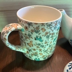 急須とマグカップの画像