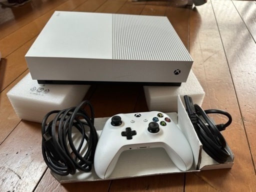 20%オフ　xboxONE S 1TB  値下げ中、某サイトでは2〜3万です