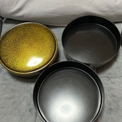 お重　新品　ゴールド　お節料理の画像
