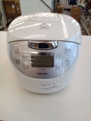 ★ジモティ割あり★  TOSHIBA  炊飯器  5.5合炊き 17年製 動作確認／クリーニング済み TC776