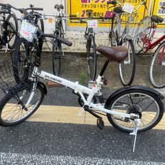 リサイクルショップどりーむ天保山店　No1288　折り畳み自転車　チャリ　２０インチ　白色　LEDライト付き　６段ギア付き　LEDライト付き　サスペンション付き