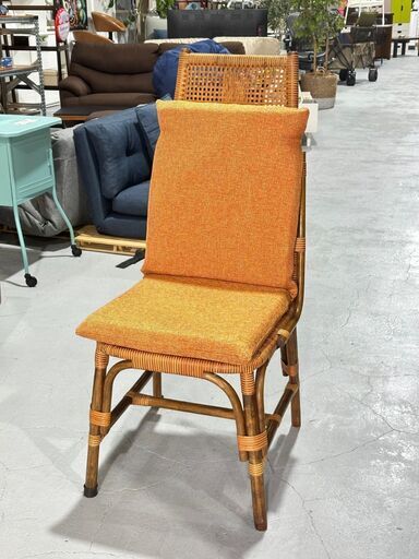 ★古島籐家具店★ ラタンチェア 籐 ダイニングチェア 新品定価約１１万円 ハイバック １人掛け 椅子 クッション付き リビング 書斎