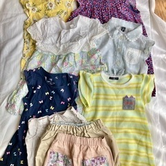 90㎝　女の子服　ワンピースやショートパンツ