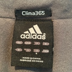 adidas  ベンチコートの画像