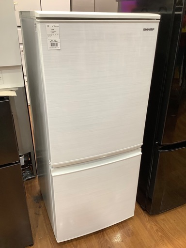 SHARP 2ドア冷蔵庫です！