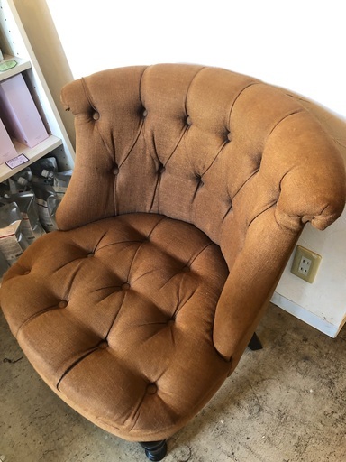 8月6日引取限定　アンティーク風　椅子2脚