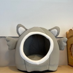 新品未使用　猫ハウス　　ペットベッド