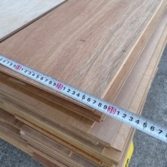 半額値下げ‼5.5ｍｍ合板カット合板　1山まとめてお得‼　の画像