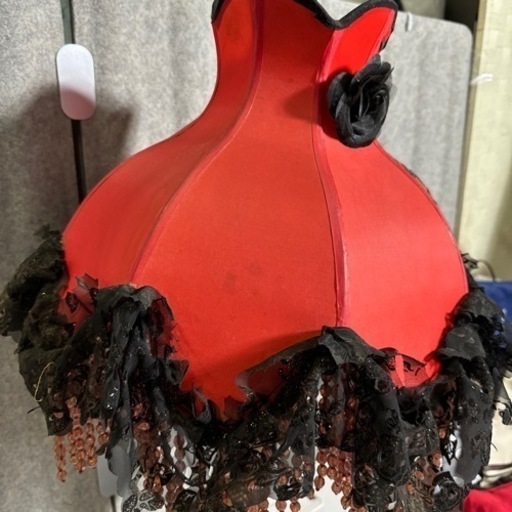 セクシーレッグランプ レトロ オシャレ 赤 網タイツ