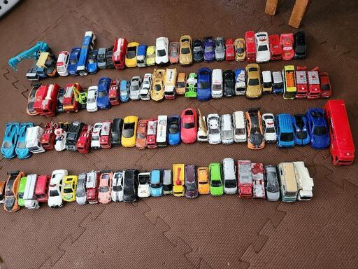 トミカ　約100台