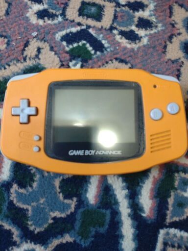 ゲームボーイアドバンス本体　オレンジ