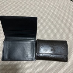 コーチ　名刺ケース　ルイヴィトン　キーケース