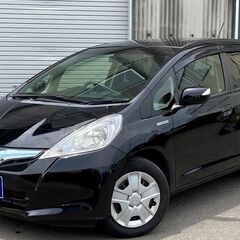 〚オトロン 中古車〛不動の人気車！ホンダ フィット　ハイブリッド...