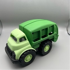 大きなくるま 色々 おもちゃ の画像