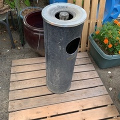 灰皿　屋外用の画像