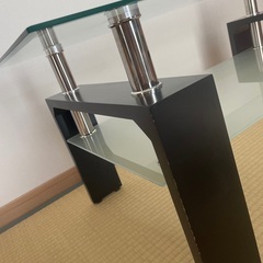 ガラステーブル　美品の画像