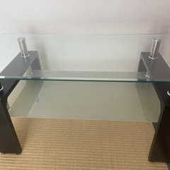 ガラステーブル　美品