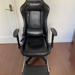 引渡8/22迄）ゲーミングチェアの画像