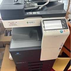 受け渡し決まりましたコピー機　中古品　bizhubc287 コニ...