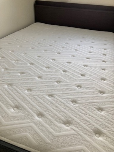 【ニトリ】ダブルベッド（マットレス+フレーム）