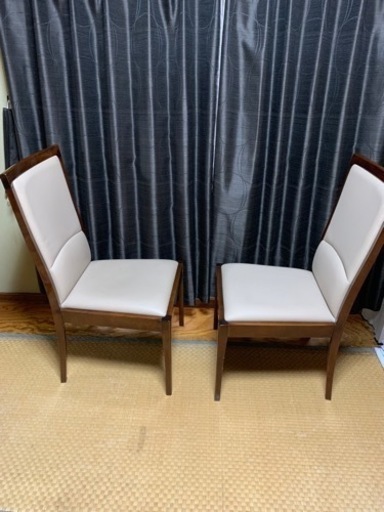 高級家具　モリシゲ　ダイニングチェア　2脚　
本革