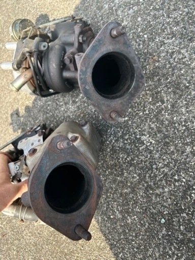BNR34 純正タービン2機アウトレット2個付きBNR34　純正エキマニ2個　実働品　スカイライン日産